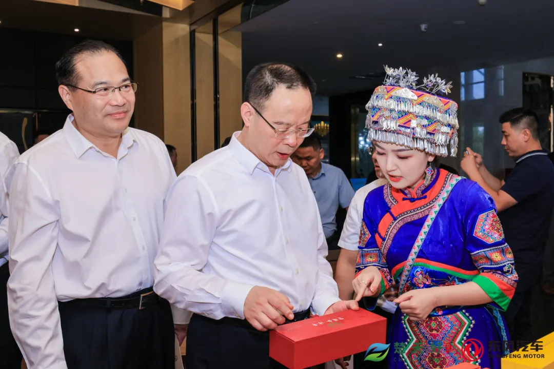 宜茶集团参加楚天好茶边疆行收官活动